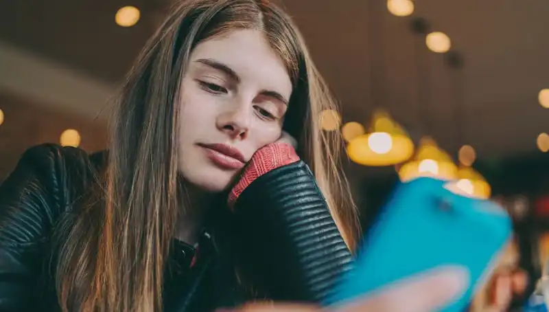 Z Kuşağının İhtiyar Bulduğu Yaş Grubu Açıklandı: Kimler Eleniyor?