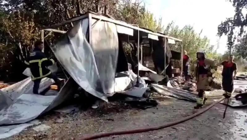 Hatay'da Meydana Gelen Konteyner Yangını, Büyük Zarar Verdi