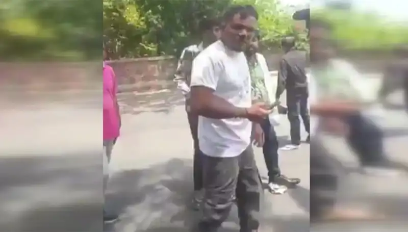 11A Yolcusunun Şok Anları: "Biri Beni Yakaladı" İfadesiyle Açıklanan Uçuş Deneyimi