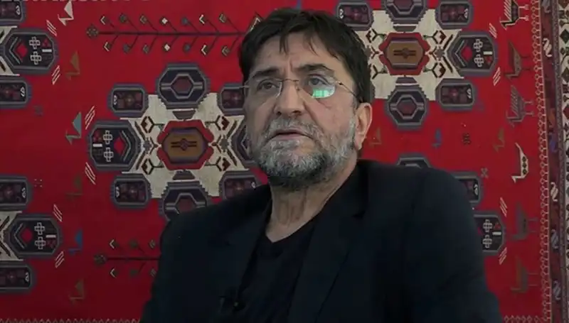 Gazeteci Nihat Genç Hayatını Kaybetti: Medya Dünyasında Derin Bir Kaybın Gölgesi