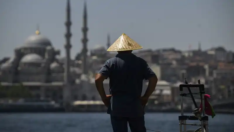 Türkiye'de Sıcak Hava Rekoru: Son 55 Yılın Dördüncü En Sıcak Haziran'ı Yaşanıyor!