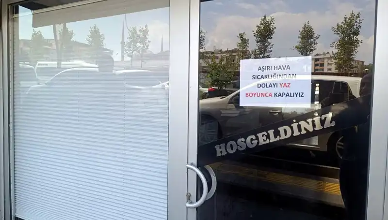 Yaz Sıcakları Esnafı Vurdu: Dükkanlar Yaz Boyu Kapatıldı