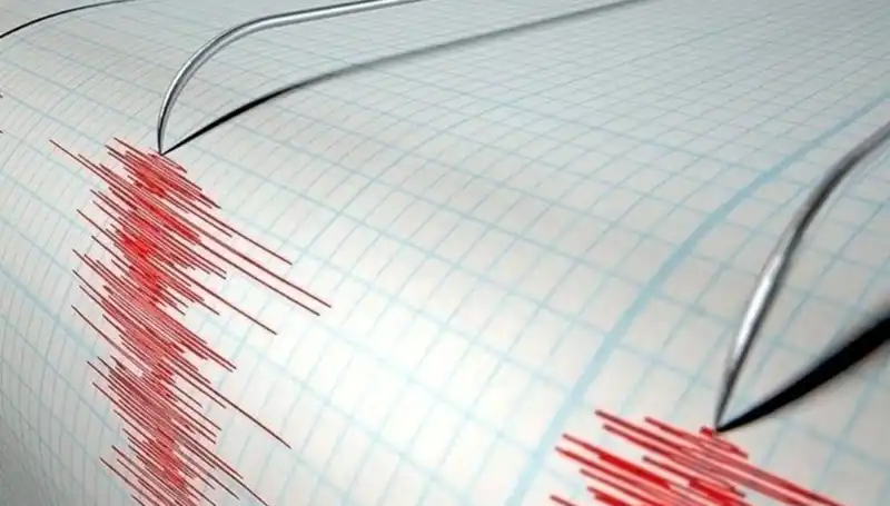 Akdeniz’de Oluşan 3.8 Büyüklüğündeki Deprem Çevreyi Korkuttu
