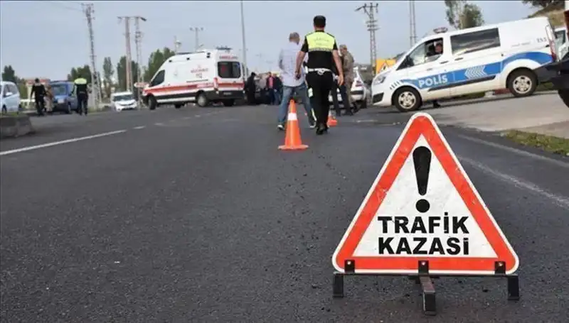 Tekirdağ’da Kontrolden Çıkan Otomobil Bariyere Çarptı: Bir Can Hayatını Kaybetti