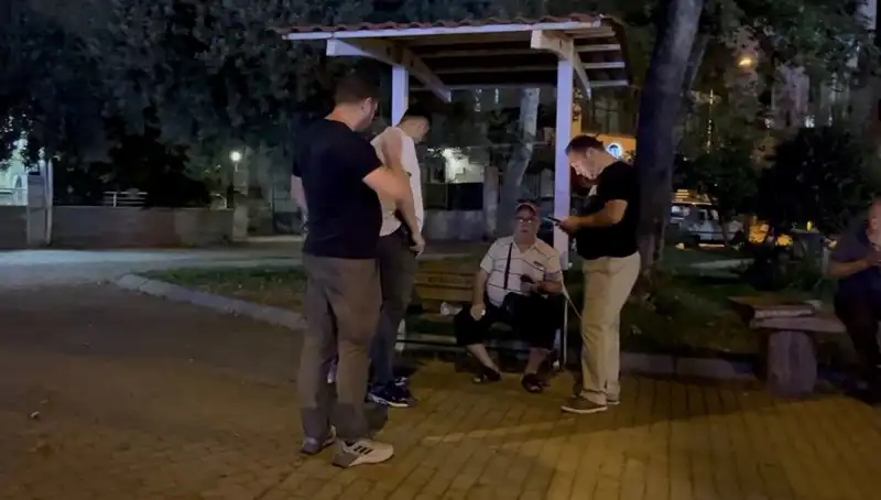 Görme Kaybı Yaşayan Adamın Telefonsuz Kalan Zorlu Anları