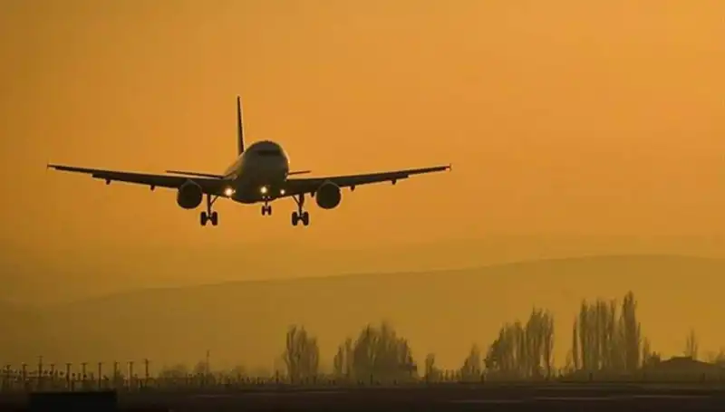 Uçuş Fırtınası: 4 Ülkede Yüksek Risk Nedeniyle İptaller Gerçekleşti