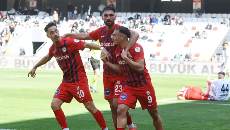 Altınordu'da Gidenlerden Çok Gelen Yok: Futbol Takımının Geleceği Tehlikede mi?