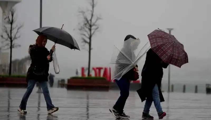 İki Bölgeden Kuvvetli Sağanak Uyarısı: Hazırlıklı Olun!