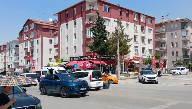 Taksi ve Otomobil Çarpıştı: Kaza Sonrası Hayatınızı Etkileyen 5 Önlem