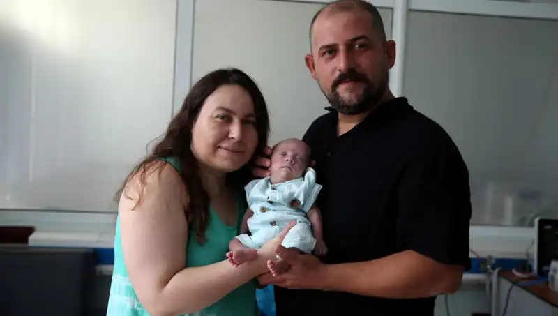 800 Gram Doğdu, Yoğun Bakımda 4 Ay Geçirdi: Hayat Mucizesinin Hikayesi