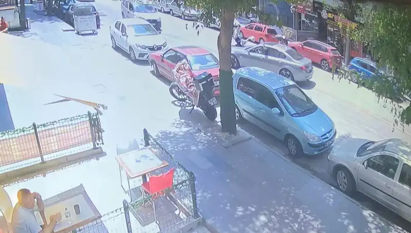 Aniden Yola Fırlayan Yaya, Aracın Altında Kaldı: Olayın Detayları