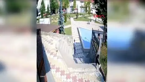 Kastamonu'da Muhtar Uyardığı Kişi Tarafından Bıçaklandı: Olayın Detayları Şok Edici