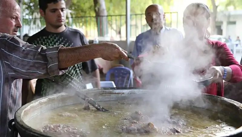 Gadir-i Hum Bayramı 2023: Anlamı, Kutlamaları ve Mesajları