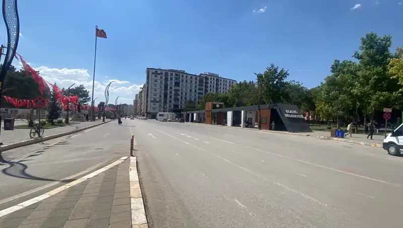 Elazığ Sokakları Boş Kalırken Şehrin Geleceği Ne Olacak?